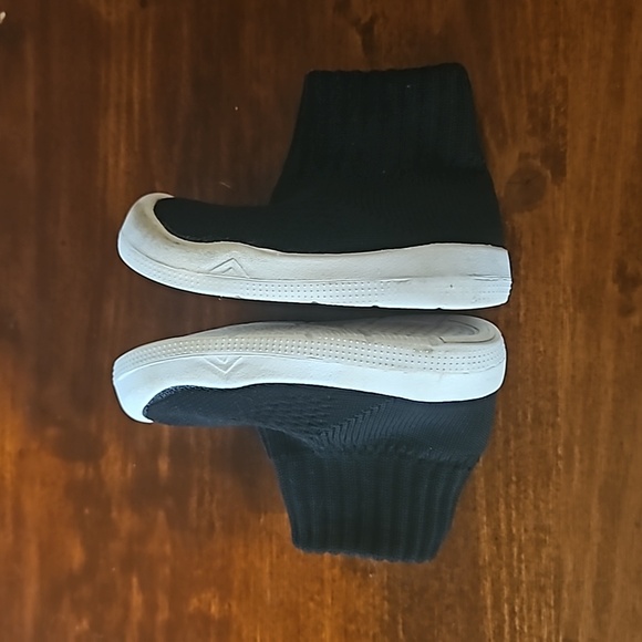 Toddler Sock Shoes Black 18-24M - Picture 5 of 8